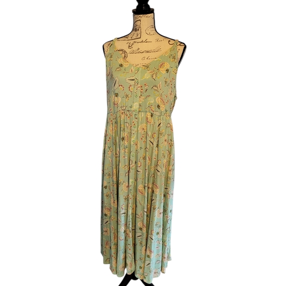 Torrid Super Soft Floral Midi Dress Size 2 w/ Pockets 🌿 - Picture 2 of 7